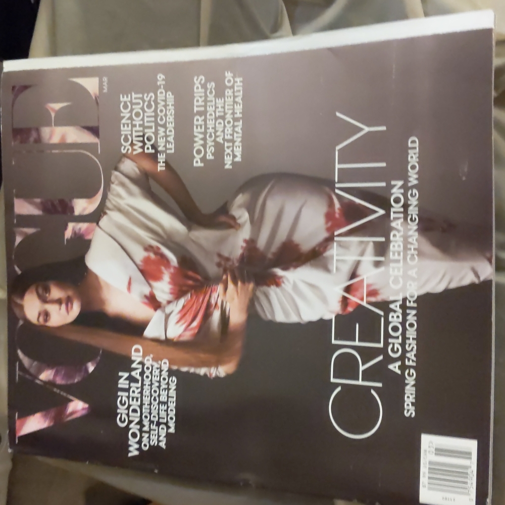 Vogue Gigi Hadid Cover